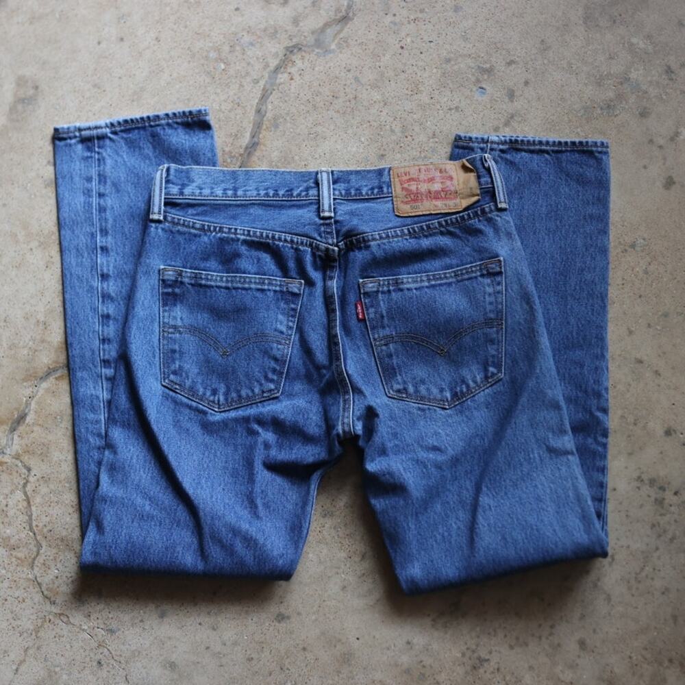 Levi’s 501 Straight Leg Button Fly Jeans W28 L30 Medium Blue